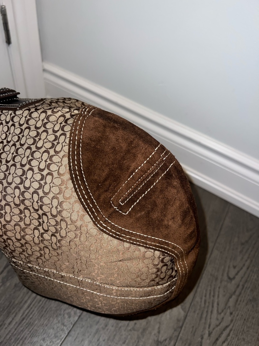 🧸 Vintage Coach Brown Signature Jacquard Shoulder Bag with Teddy Charm - Picture 5 of 12